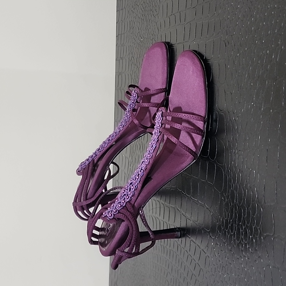 Nine west nwot heel